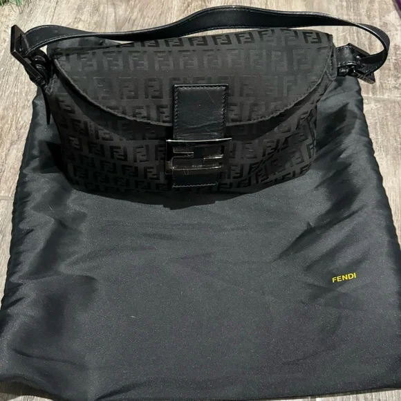 Authentic Vintage Fendi Shoulder bag Y2K - Picture 2 of 13